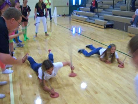 A super easy game for a rally or assembly. You just need a few plungers ...