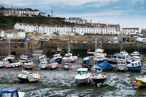 Why Porthleven, Cornwall is becoming popular UK holiday destination – Travelphant Travel Blog