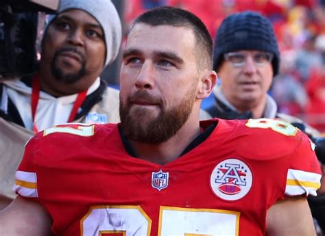 Fans Say Travis Kelce Deserves an Oscar for His New Subway Commercial - Parade