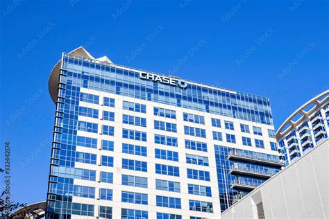 Orlando, Florida, USA - January 20, 2020: Chase Bank logo at the top of ...