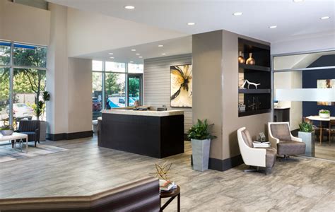 Community Amenities - SkyHouse Dallas Apartments | Dallas, TX