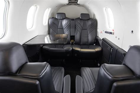 TBM 1318 Interior 4 | Elliott Jets