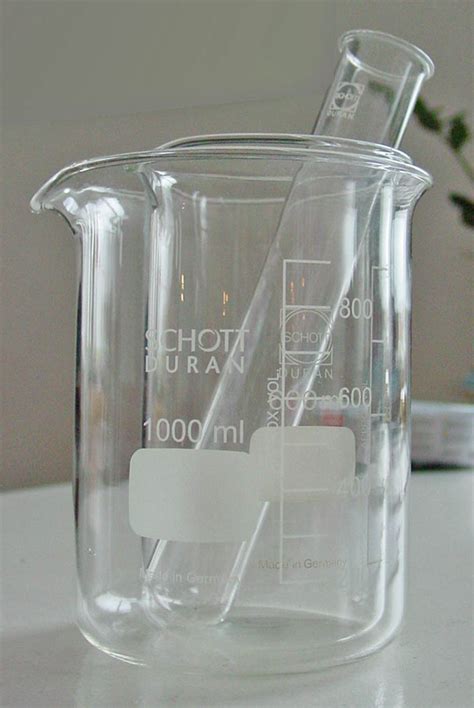 File:Schott Duran glassware.jpg - Wikipedia