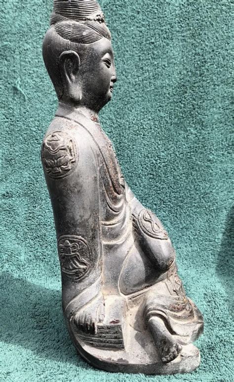 Chinese Buddha statue?? : r/BuddhistStatues