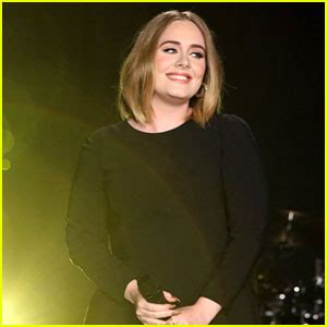 Adele Sings ‘When We Were Young’ on ‘Ellen’ (Video) | Adele, Ellen DeGeneres, Music | Just Jared ...