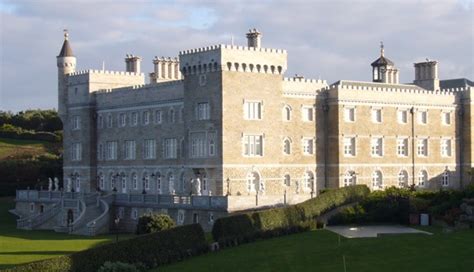 brecqhou castle, sark, channel islands | Cool CASTLES | Pinterest ...