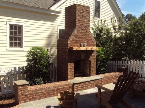 Building an Brick Outdoor Fireplace Together | FIREPLACE DESIGN IDEAS