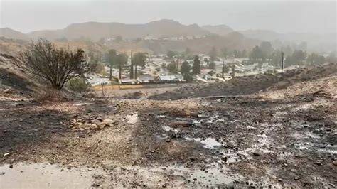 Santa Clarita residents near Tick Fire burn area anxious as rains threaten mudslides - ABC30 Fresno