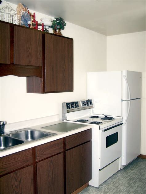 KITCHENETTE MOTEL in Janesville WI - Motels in Janesville WI Hotels