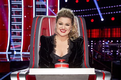 Kelly Clarkson Out at The Voice For Season 22 - Daytime Confidential