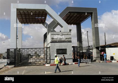 Rafah, Gaza Strip, Palestinian Territory. 6th Sep, 2016. Palestinians ...