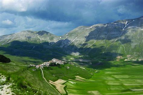 Castelluccio, Umbria - Italy Travel and Life | Italy Travel and Life