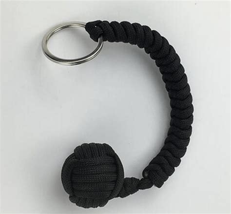 SELF DEFENSE KEYCHAIN - RunSpree.com