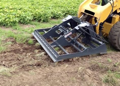 4 Things to Know About Skid Steer Land Leveler Attachments