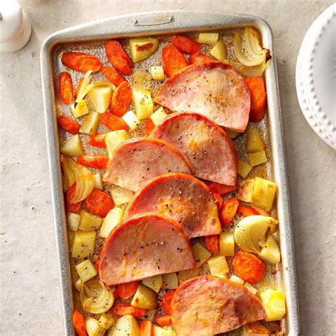 Sliced Ham with Roasted Vegetables Recipe | Taste of Home