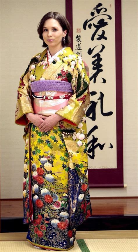 The Japanese Monarchist: Princess Raiyah bint Al Hussein