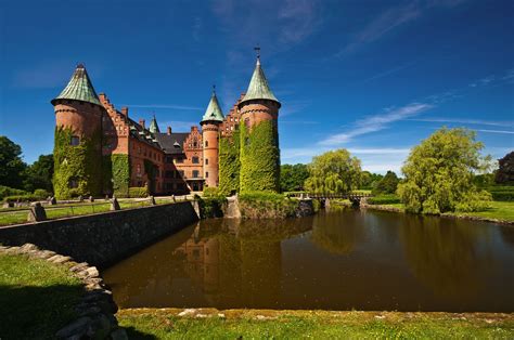 12 Magnificent Castles You Definitely Have to Visit In Sweden - Hand ...