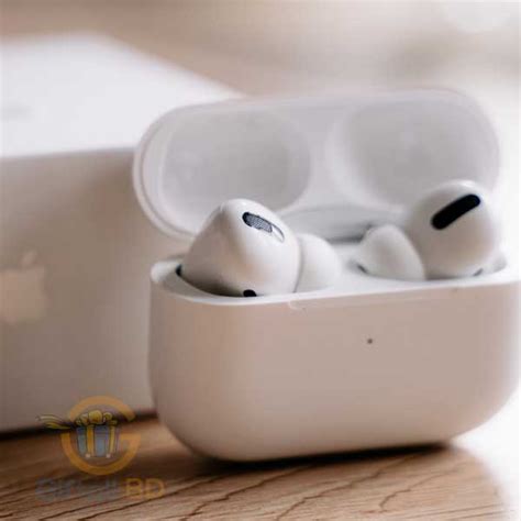 Apple EarPods Pro with Wireless Charging Case, Apple accessories items ...