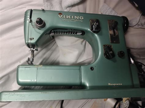 Viking older sewing machine what is it worth? : r/VintageSewingMachines