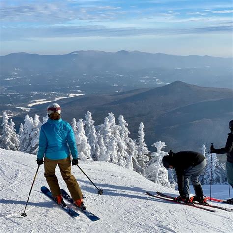 8 Best Vermont Ski Resorts For Every Level And Interest | TravelAwaits