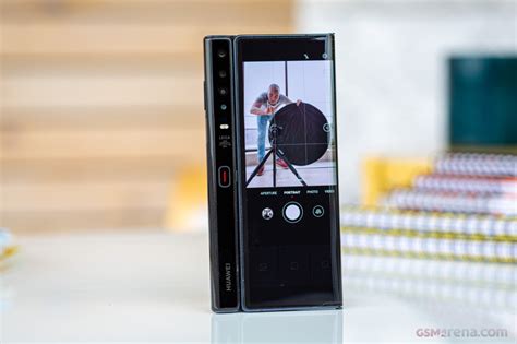 Huawei Mate Xs pictures, official photos