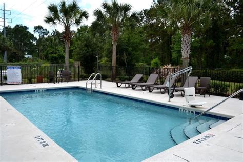 Discount Coupon for Sleep Inn & Suites in Gainesville, Florida - Save Money!