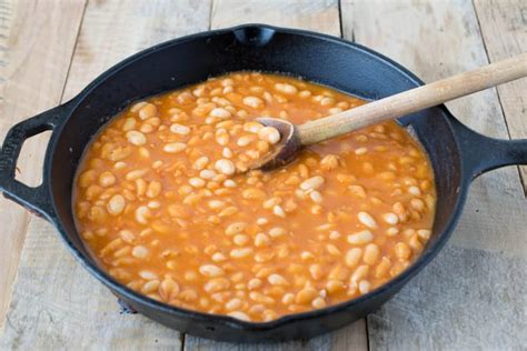 British Baked Beans Recipe - Food Fanatic