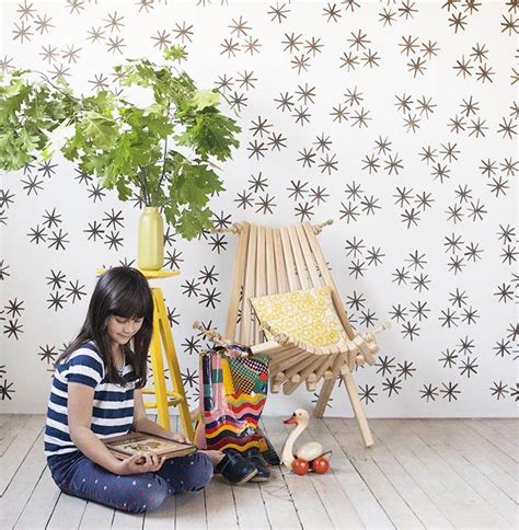 Make Your Own DIY Hand Painted Wallpaper • OhMeOhMy Blog