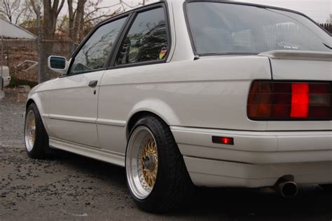 BMW 318IS E30 Restoration – My Build Garage