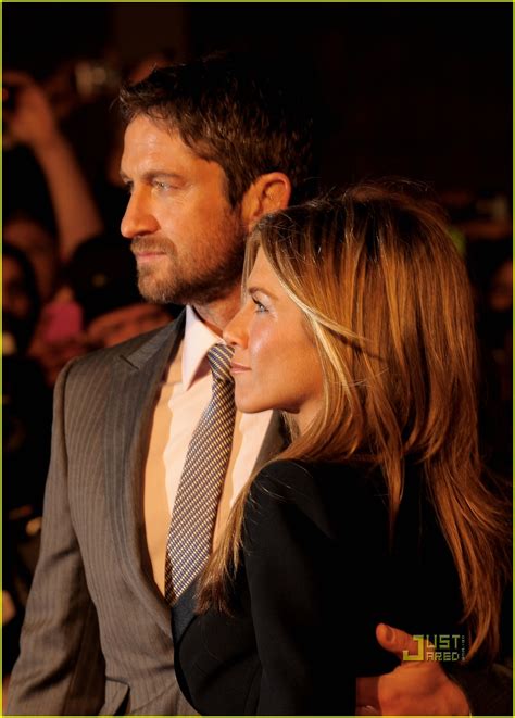 Jennifer Aniston & Gerard Butler: UK Bounty Hunter Premiere!: Photo 2434033 | Gerard Butler ...