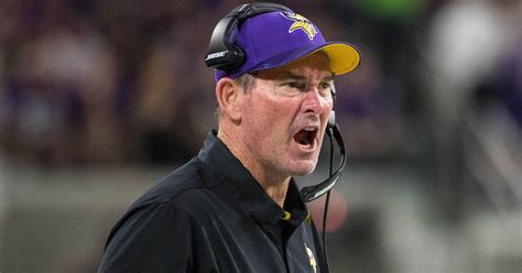 Vikings coach Mike Zimmer denies slashing stuffed animals' throats