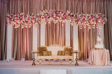 30 Most Bewitching Indoor Stage Decor Ideas for Your Wedding | ShaadiSaga | Wedding stage ...