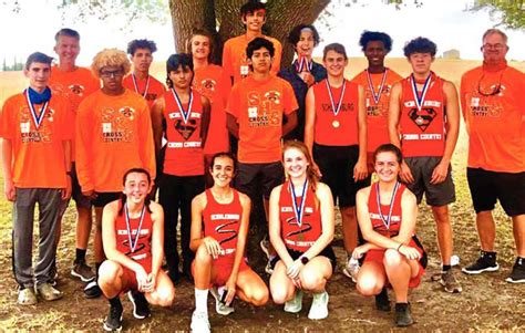 Schulenburg Shines at District CC Meet | The Fayette County Record