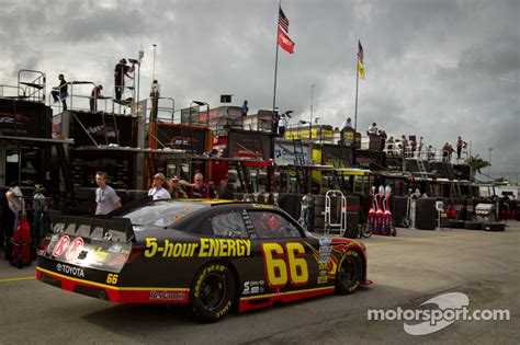 Steve Wallace, Rusty Wallace Toyota at Homestead High-Res Professional ...