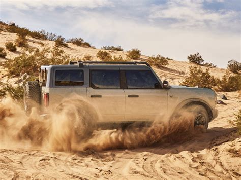 2021 Ford Bronco Hybrid Is Definitely Happening, Rivals Jeep Wrangler PHEV - autoevolution