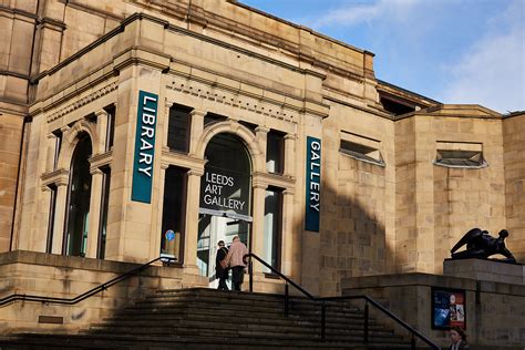 Woodwork: A Family Tree of Sculpture Exhibition at Leeds Art Gallery