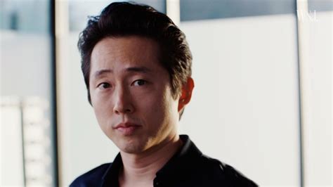 How Steven Yeun Gets Into Character