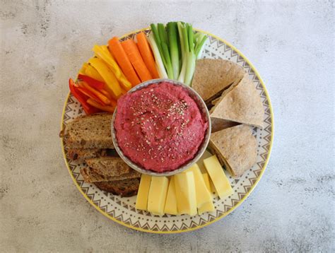 Beetroot hummus - Natlicious food