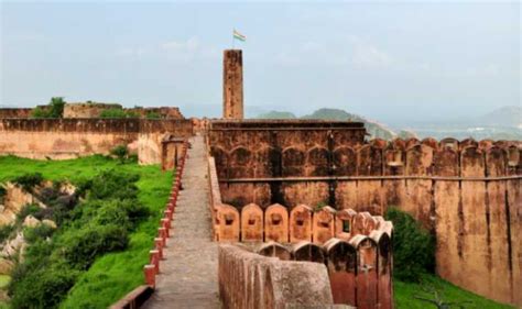 Jaigarh Fort History, Importance, Timings - Travel Junoon