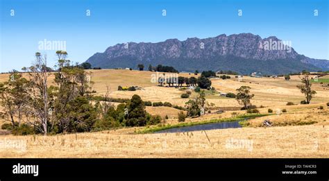 Tasmania Scenery with Mountains and Plains Stock Photo - Alamy