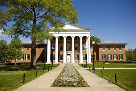 University of Mississippi: Acceptance Rate, SAT/ACT Scores, GPA