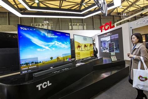 TCL wants to launch its first QD-OLED TV next year