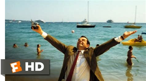 Mr. Bean's Holiday (10/10) Movie CLIP - Bean at the Beach (2007) HD Chords - Chordify