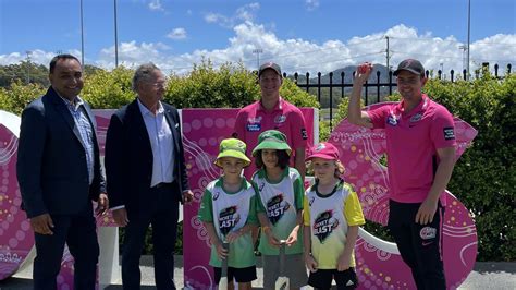 Cricket stars Steve O’Keefe and Josh Philippe talk up Big Bash League in Coffs Harbour | Daily ...