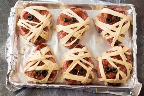 Halloween Mummy Meatloaves - The Country Cook