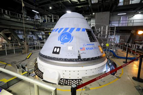 NASA time-lapse shows Starliner capsule stacked atop rocket | Digital ...