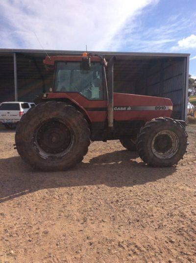 Case IH Magnum 8910 tractor, Tractors Case IH VIC | Power Farming