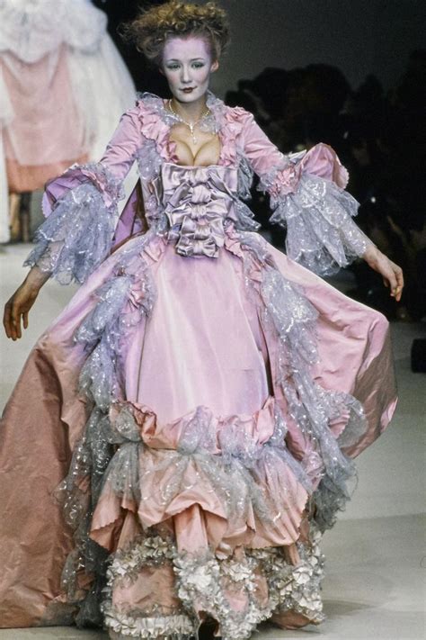 Andreas Kronthaler for Vivienne Westwood Fall 1995 Ready-to-Wear Fashion Show Details | Rococo ...