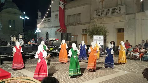 Traditional Maltese Dancers - YouTube