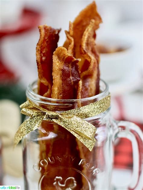 Brunch Bacon Bar Ideas: easy holiday entertaining